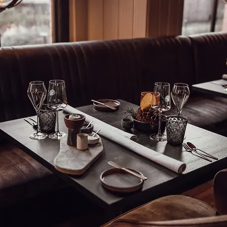 Hotel Broederenklooster 4*