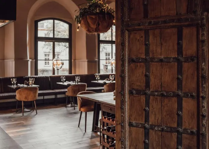 Broederenklooster 4* זוטפן