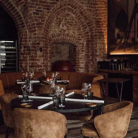 Broederenklooster Hotell 4*